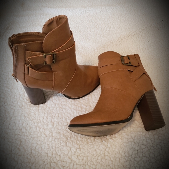 Booties - Picture 2 of 3